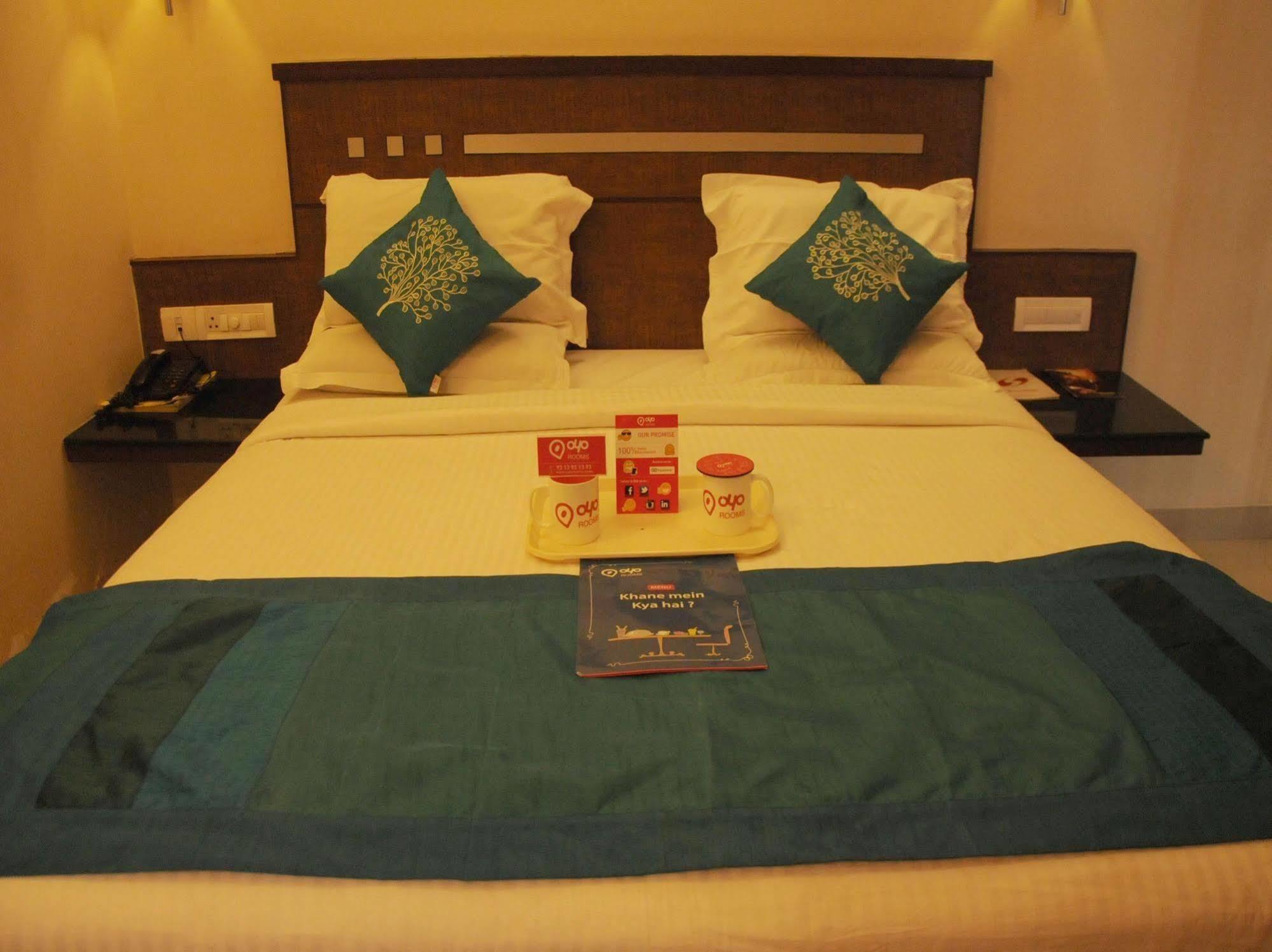 Hotel Super Capital O Grand Plaza Coimbatore Exterior foto